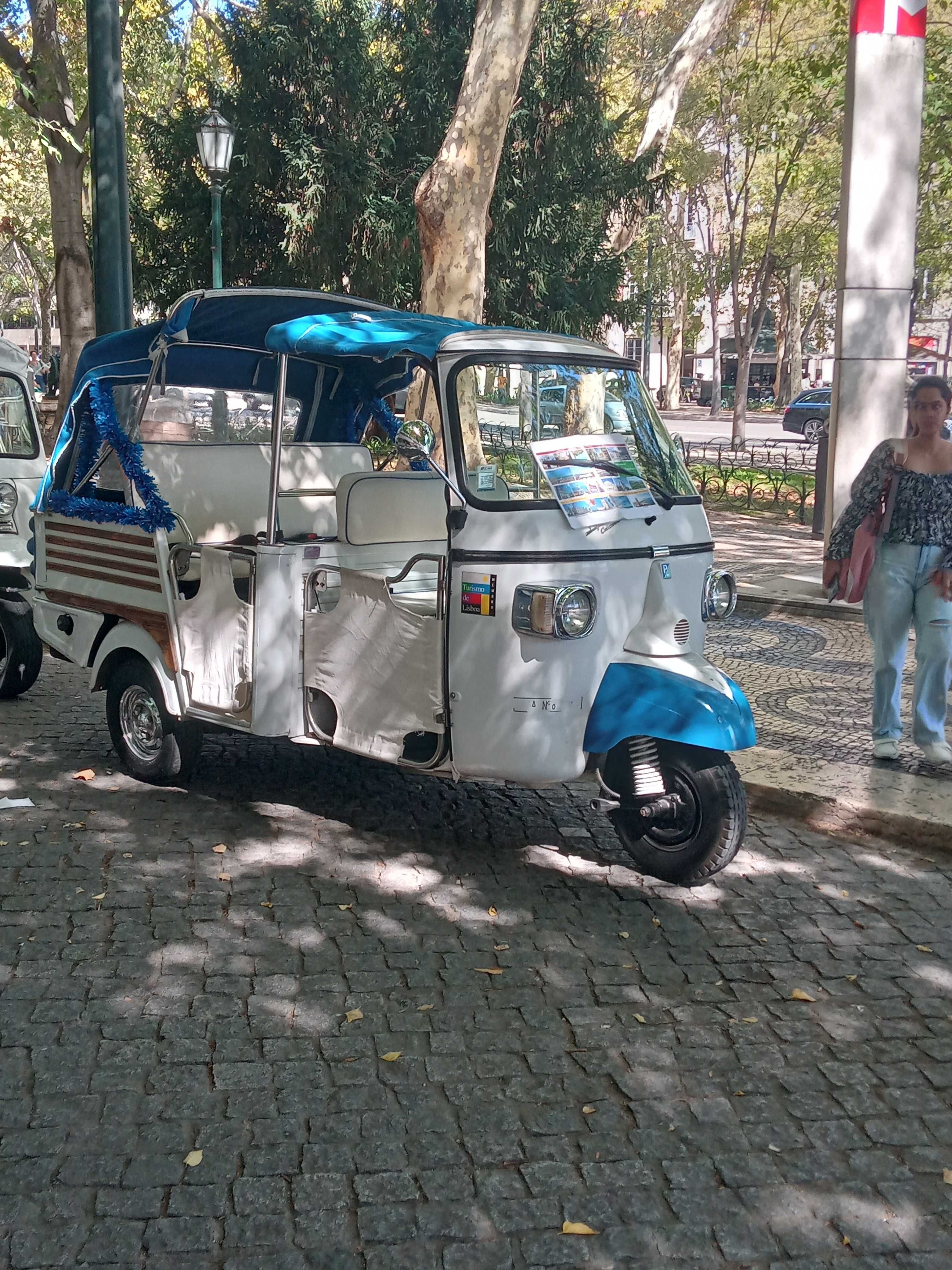 Tuk tuk ape calessino