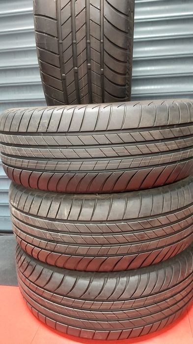 Opony Bridgestone Turanza 215/50 R18  2023 rok