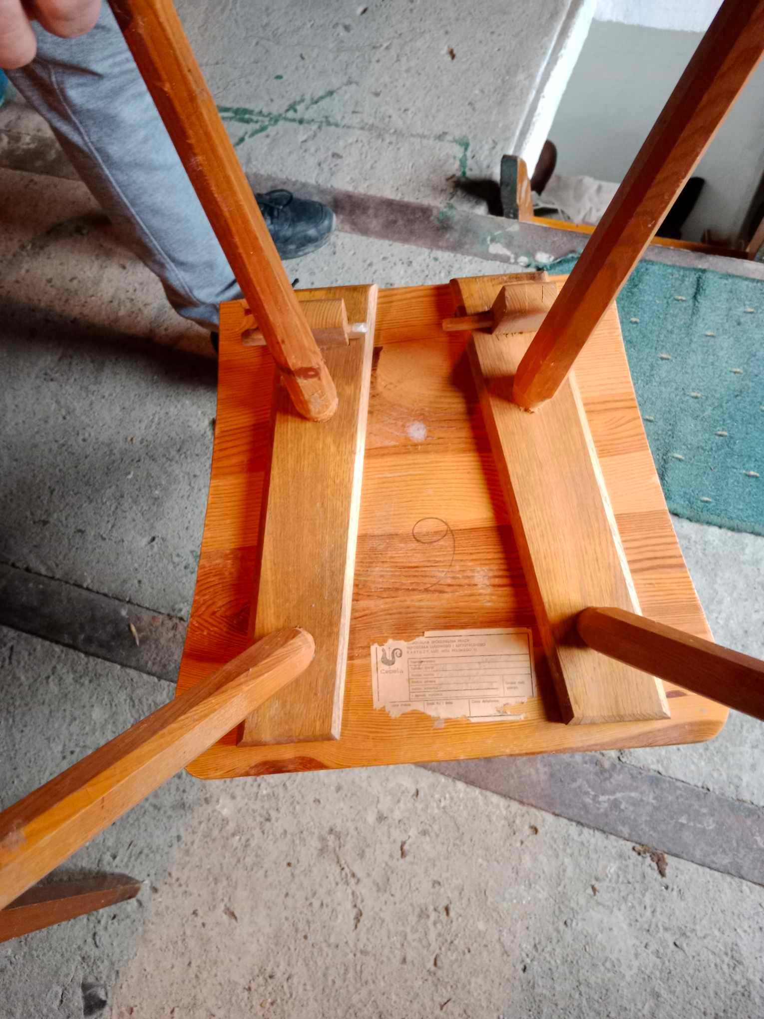 Krzesło używane.