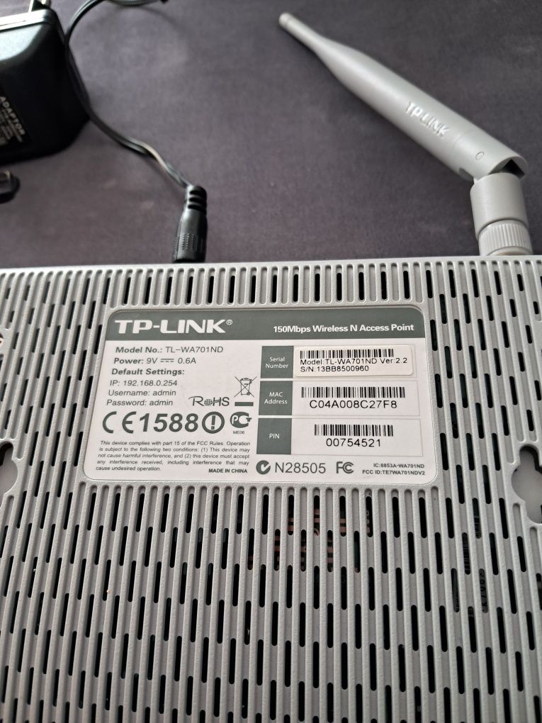 Router tp-link TL-WA701ND