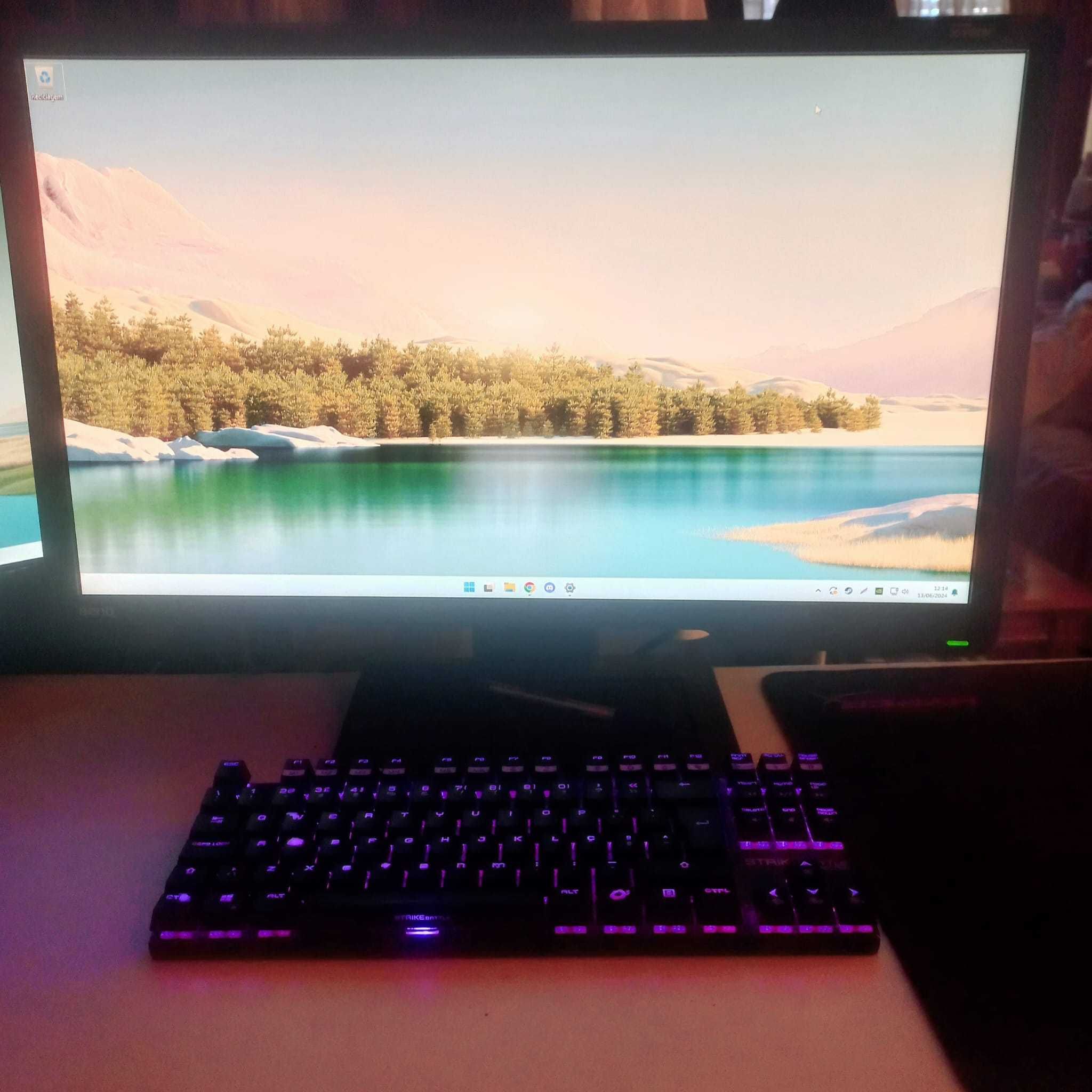 Monitor 144 HZ - Zowie BenQ XL2411 - Full HD - Excelente condições