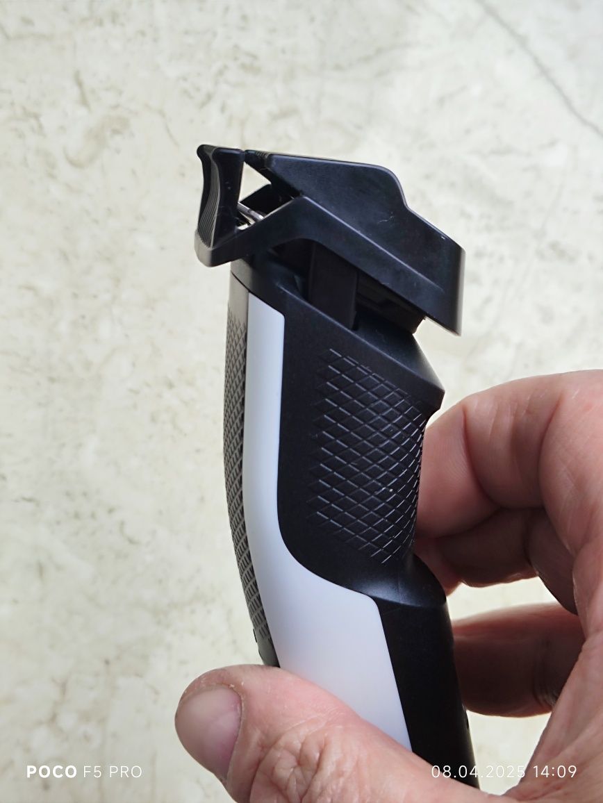 Тример для бороди та вусів Philips Beardtrimmer Series 3000 BT3206/14