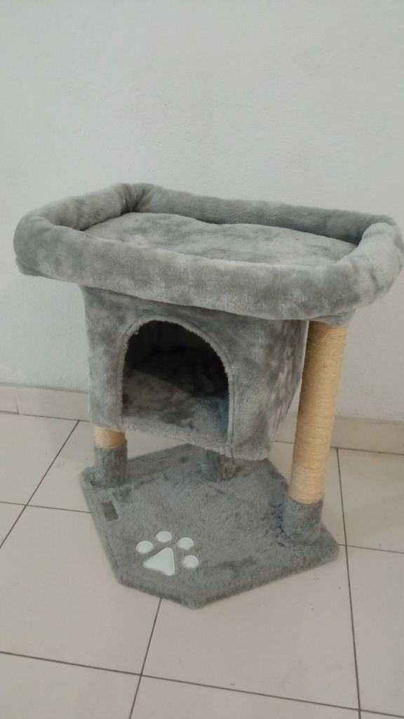 Arranhador para gatinhos   Novo