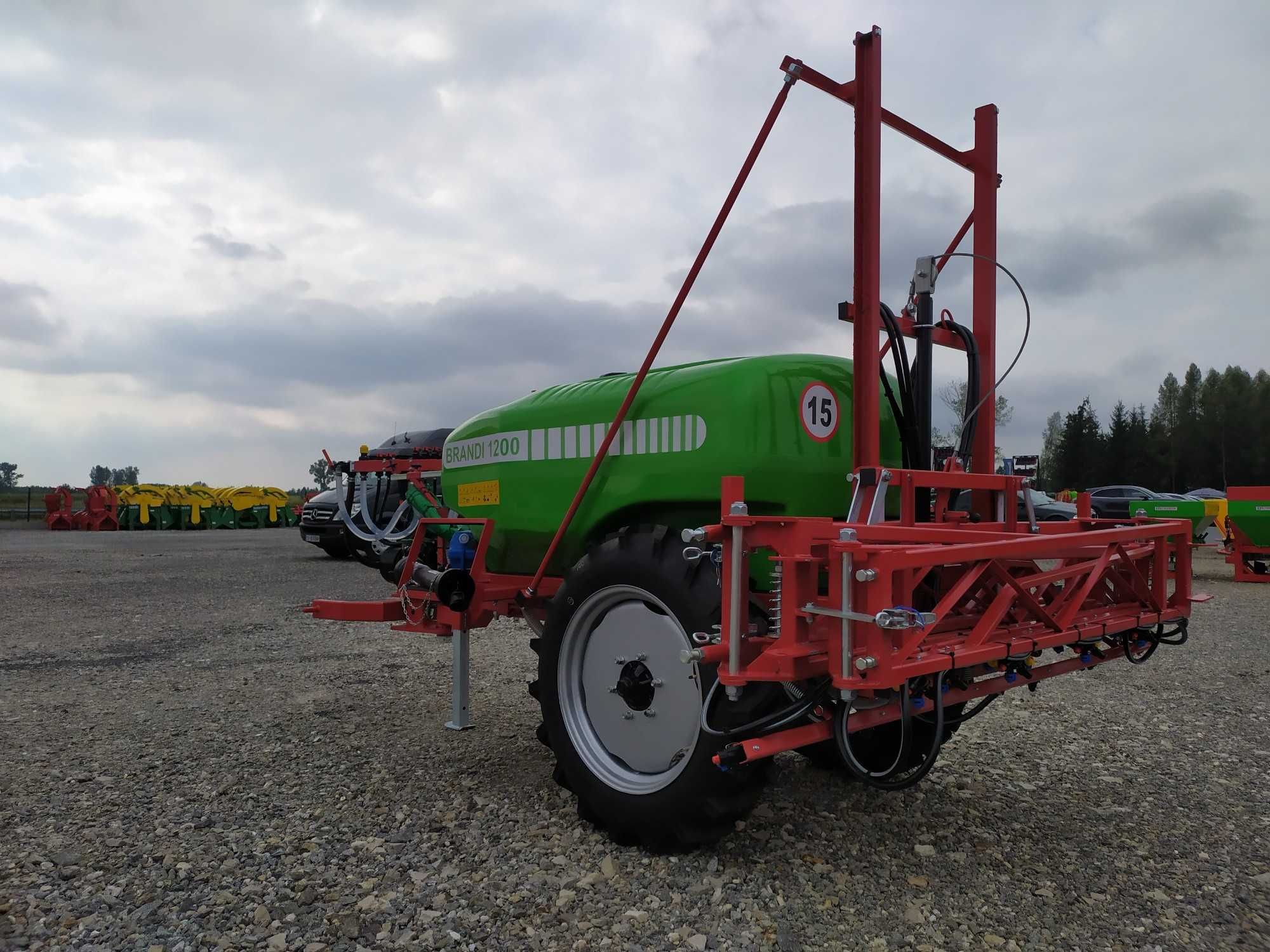 Opryskiwacz 1200L / 1500l /2000l BRANDI 12/15/18m NOWY transport