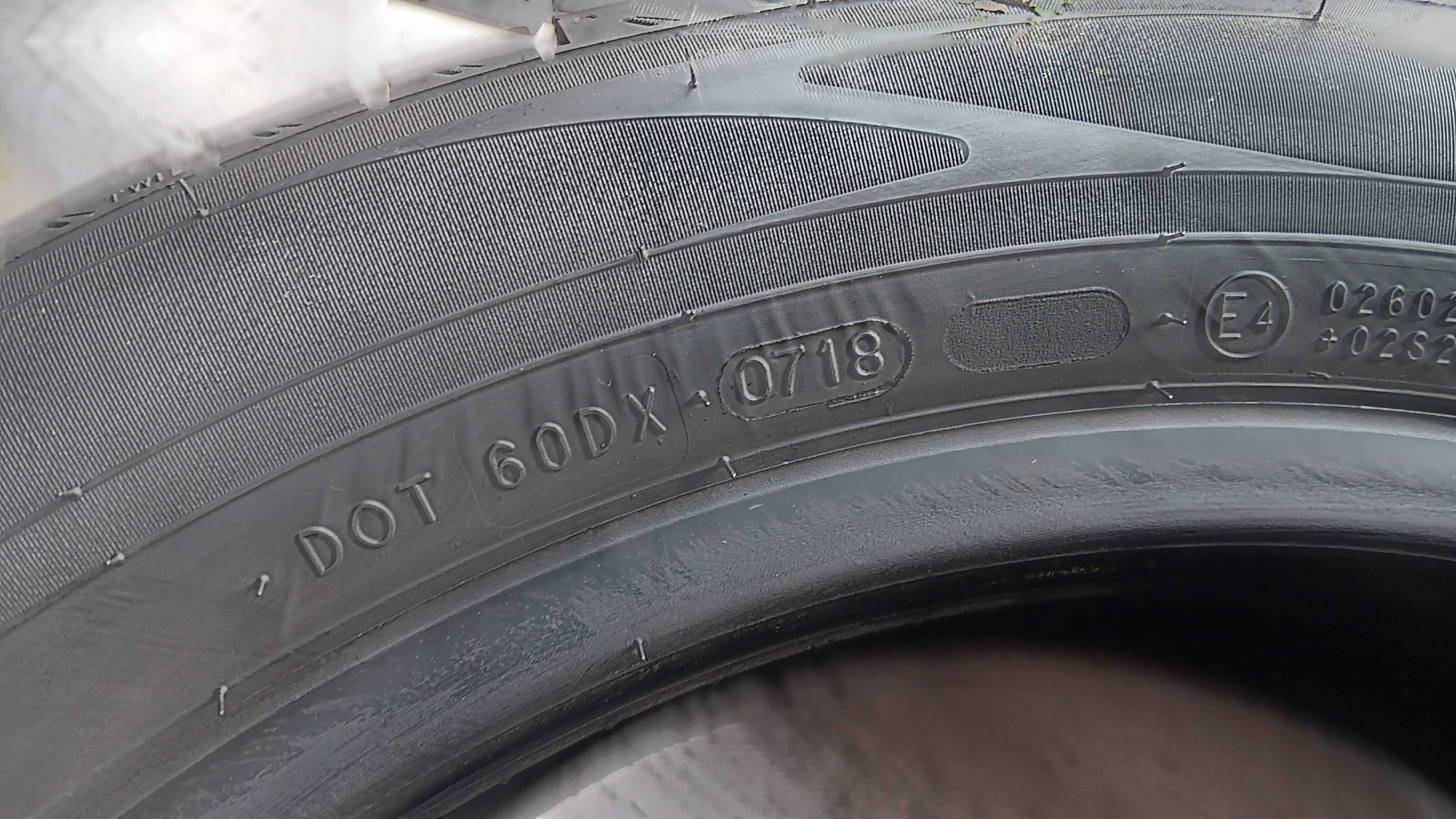 225/50/17 Nokian  zline