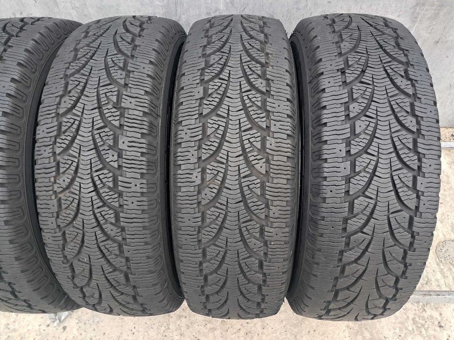 Резина зимова, Pirelli Chrono Winter 225/70 R15C (арт.14112)