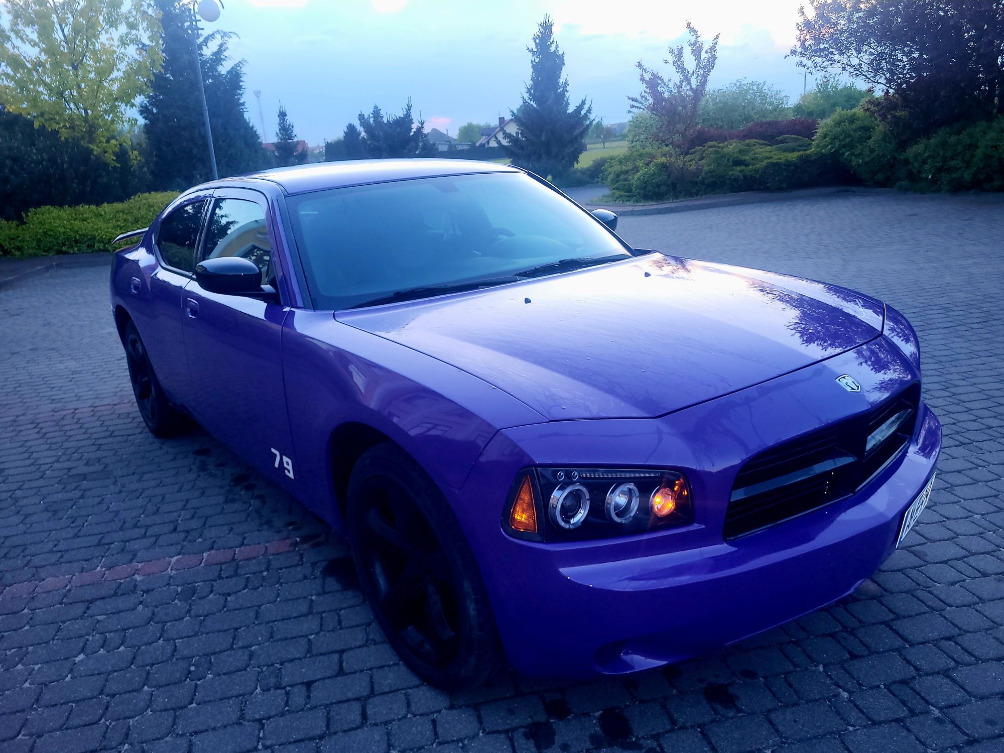 Dodge Charger 5.7 Hemi 375KM 2010r Czarny Sufit Zamiana