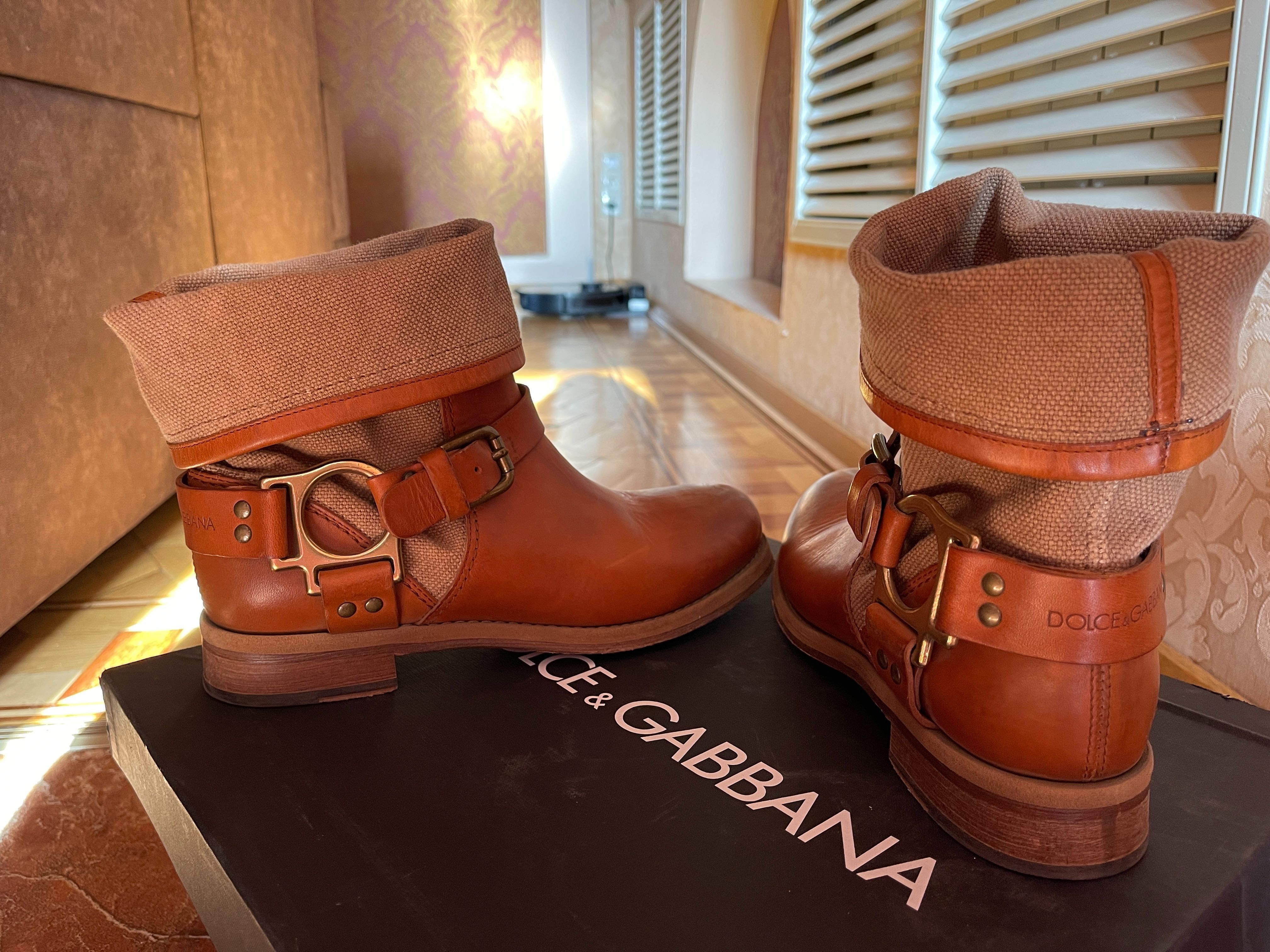 Сапоги Dolce Gabbana  оригинал