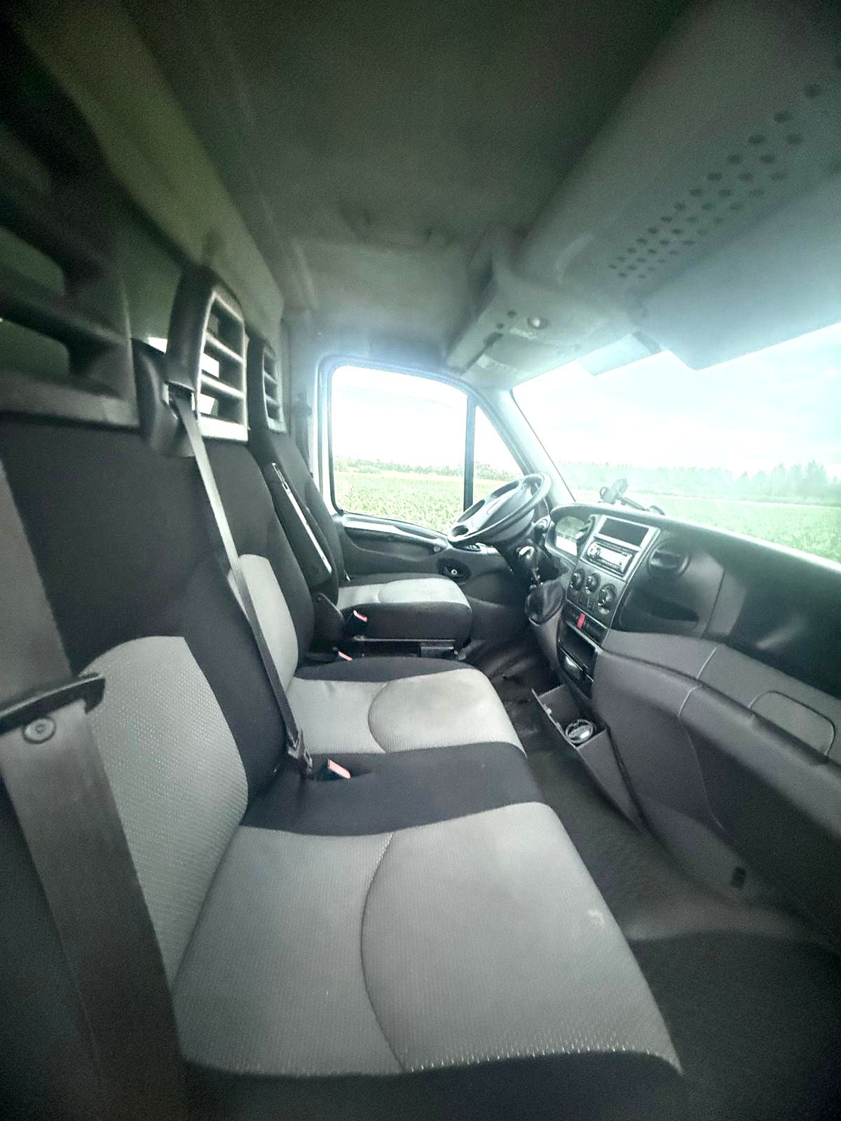 Iveco daily 35 c15 izorerma chlodnia blizniak winda