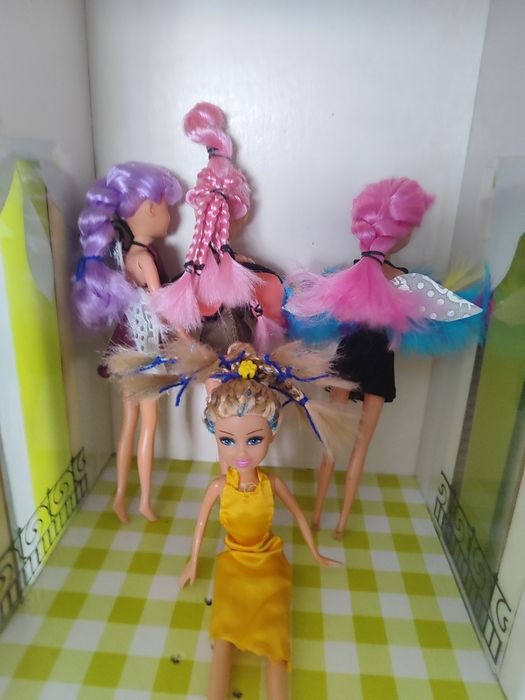 Bonecas "Fadas" várias marcas cada 5€