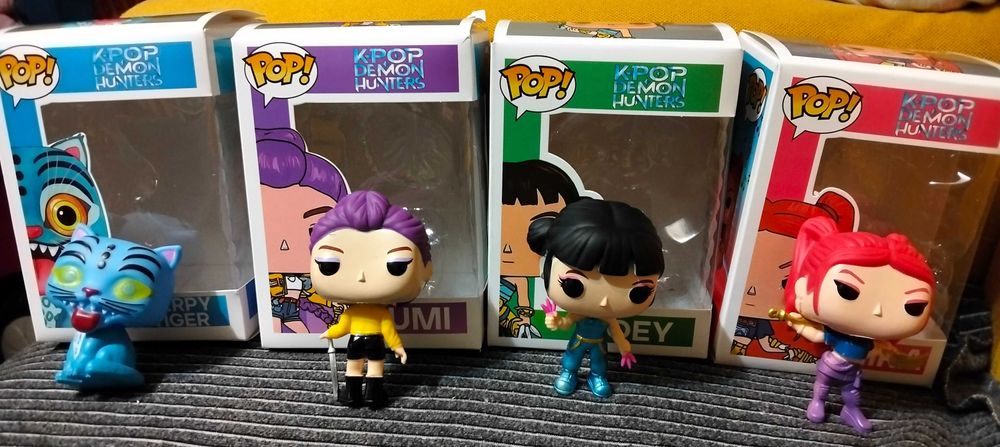 Huntrix bonecos POP!