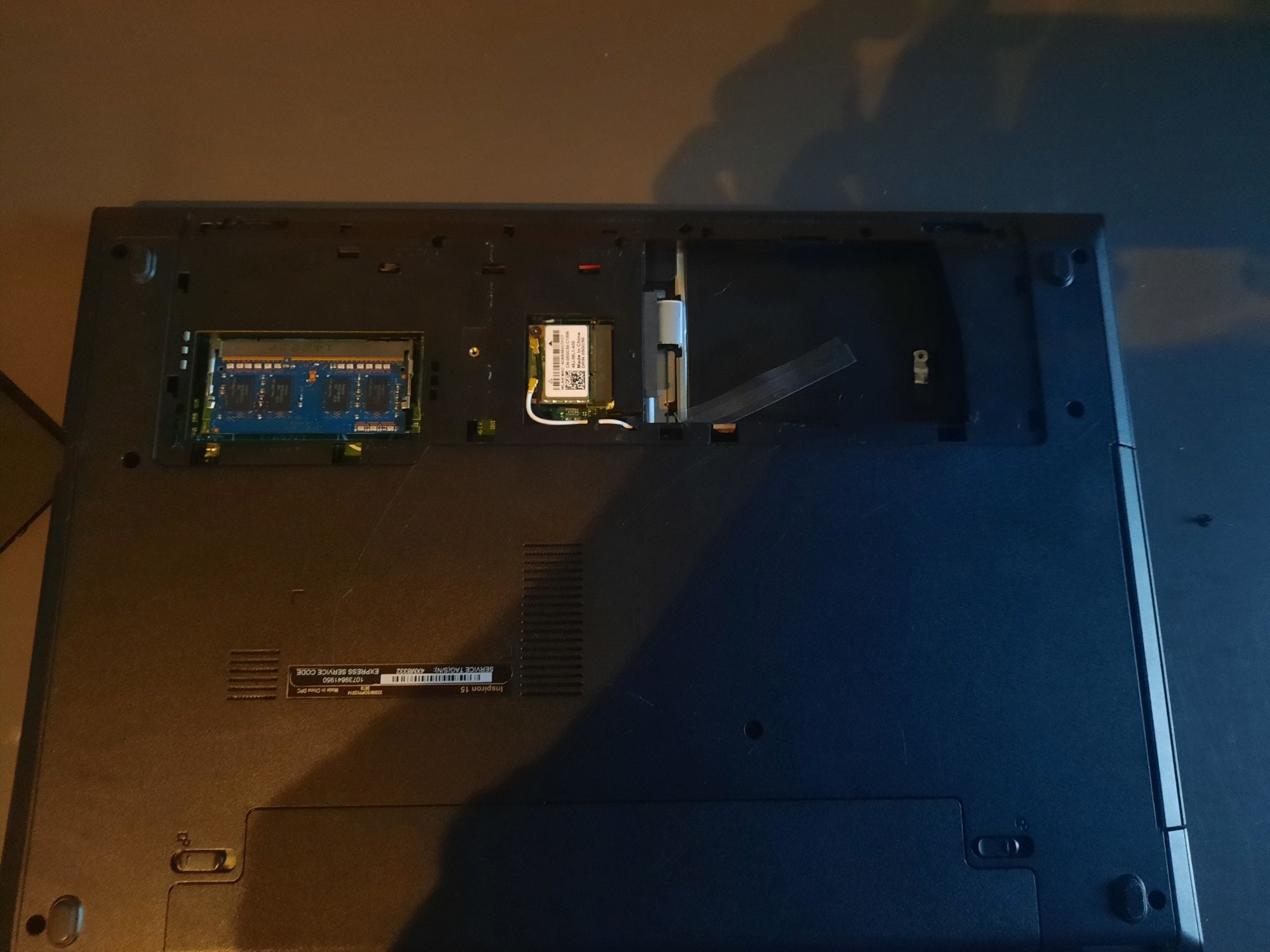 Laptop Samsung i5 4gb DDR3  320gb