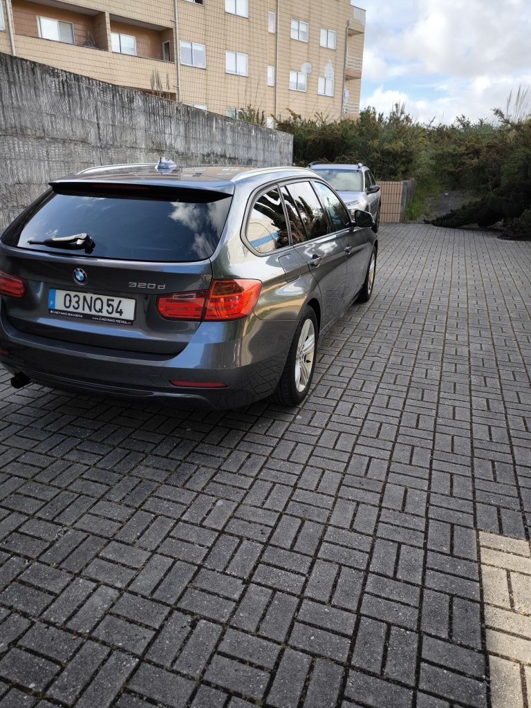 BMW 320d Sport 184 cv