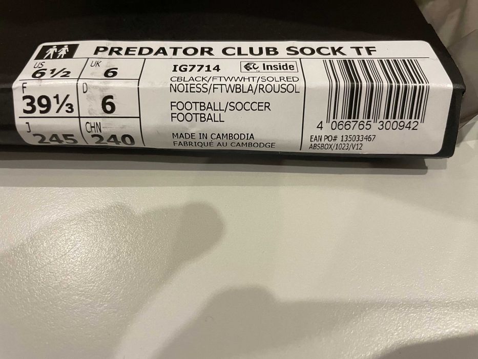 Chuteiras Adidas Predator Club Sock TF - Novas