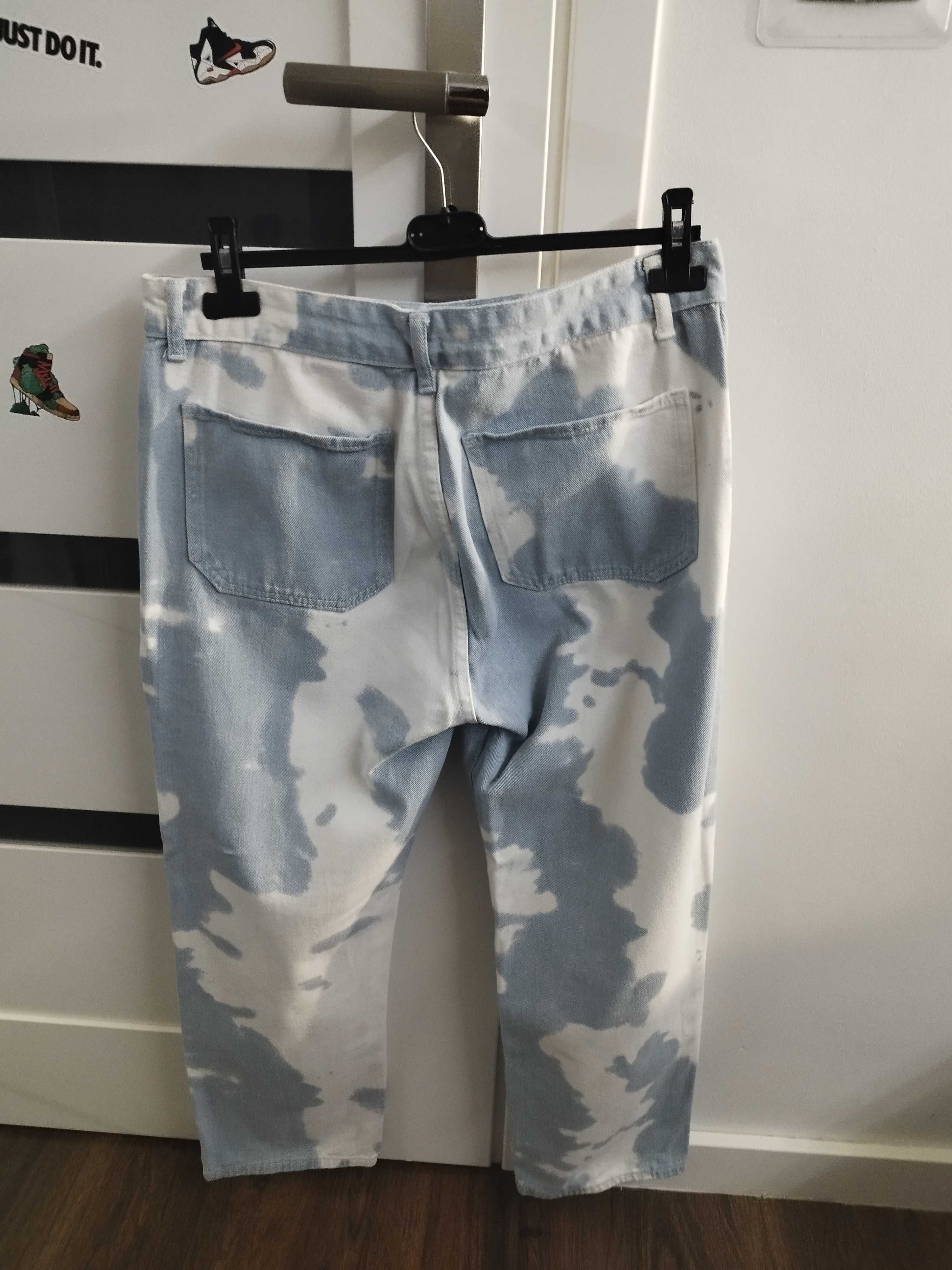 Spodnie dżinsowe krowa niebiesko białe skate vintage basic