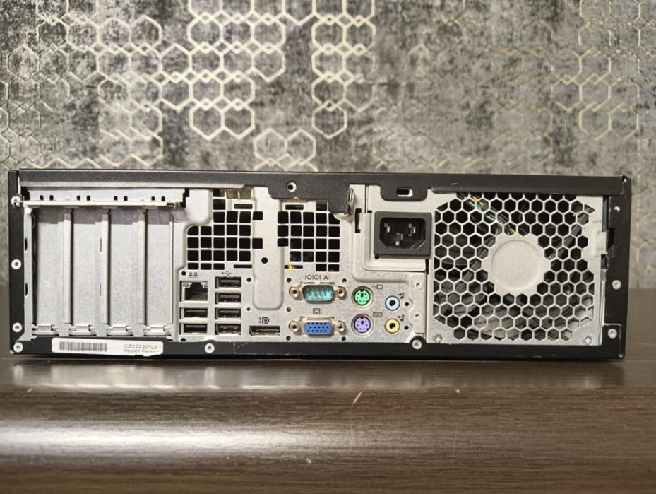 HP Compaq 8200 elite SFF, Windows11 pro, SSD 240GB, 8GB RAM