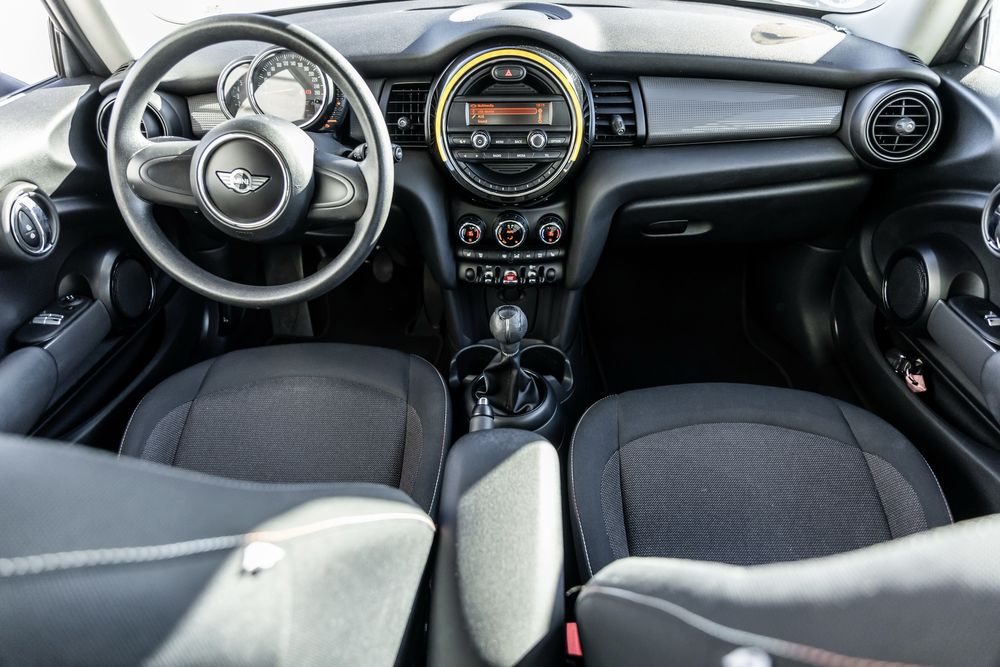 MINI 3 Portas Cooper D F56