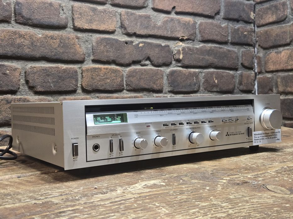 Mitsubishi DA-R440 , amplituner.