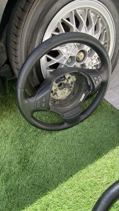 Volante bmw E90 E91 E92 E93 com comando