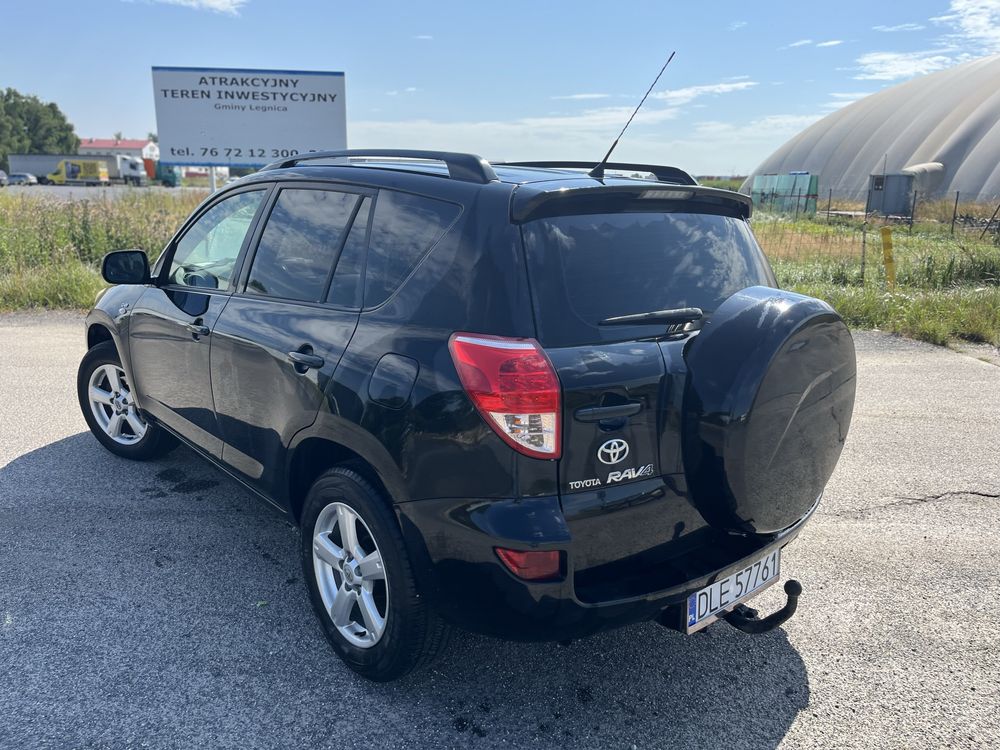 Toyota rav-4 czarna ladna pewna  Bezwypadek
