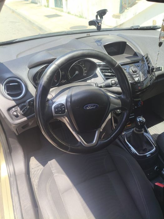 Vendo Ford Fiesta 2014
