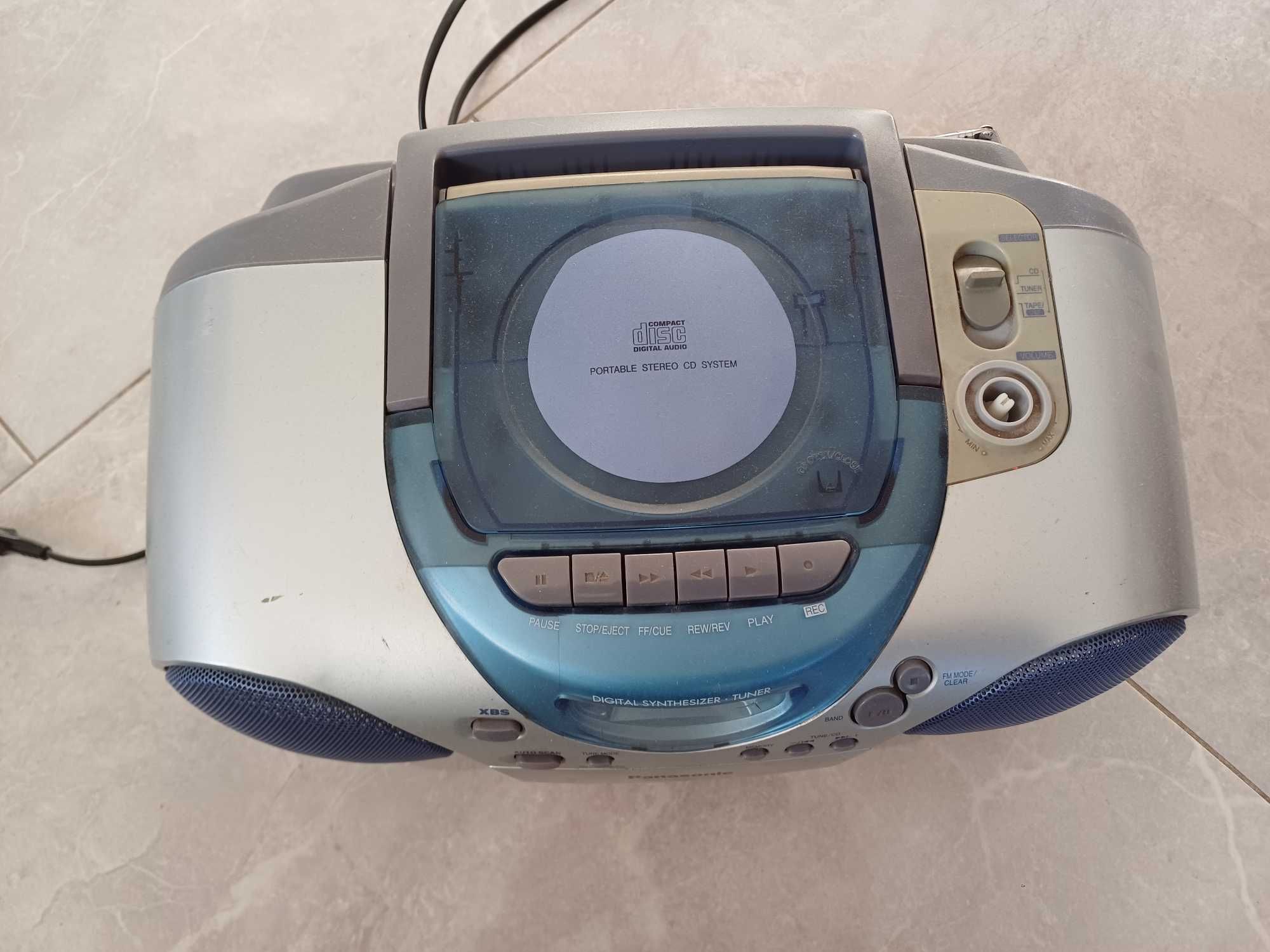 Radiomagnetofon -CD