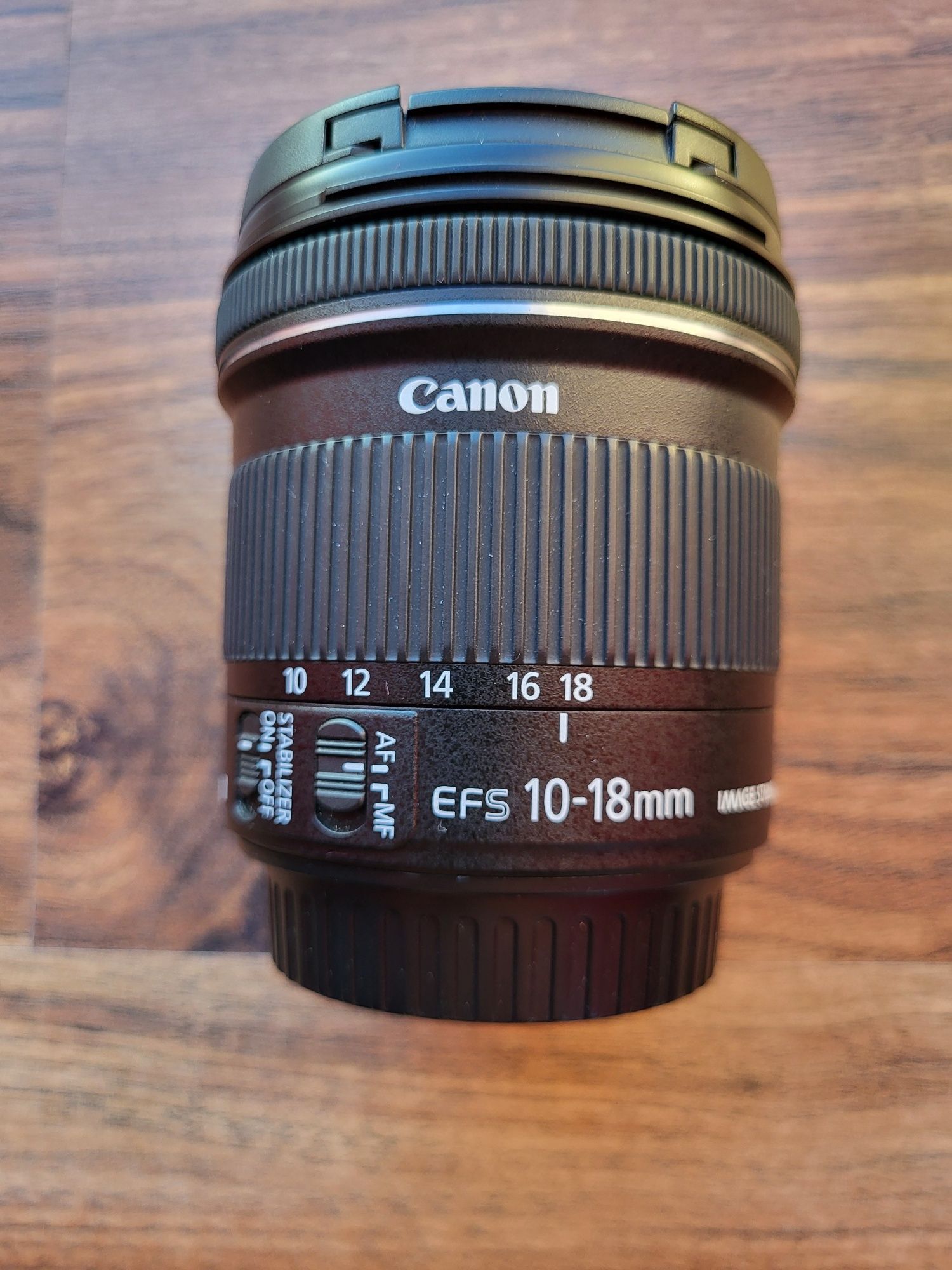 Obiektyw Canon EFS 10-18mm f/4.5-5.6 IS STM jak nowy