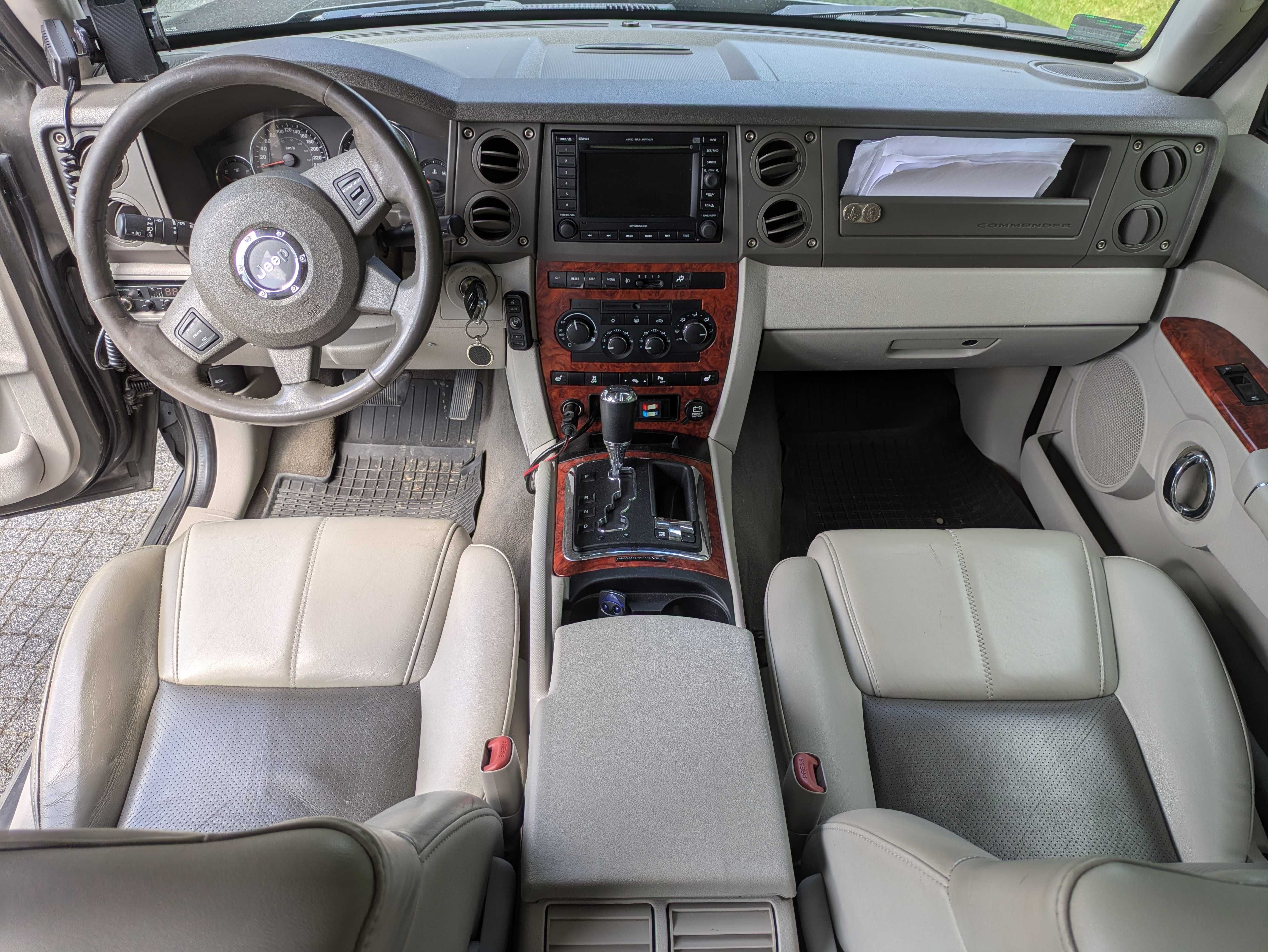 Jeep Commander Samochód dla myśliwego
