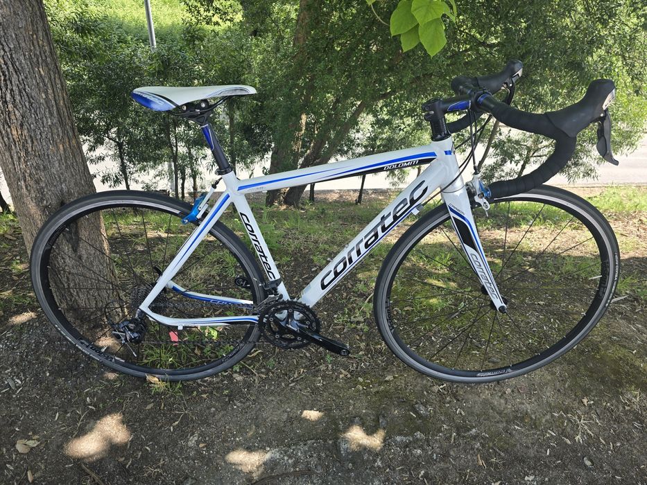 Bicicleta de estrada com 105 10x2v