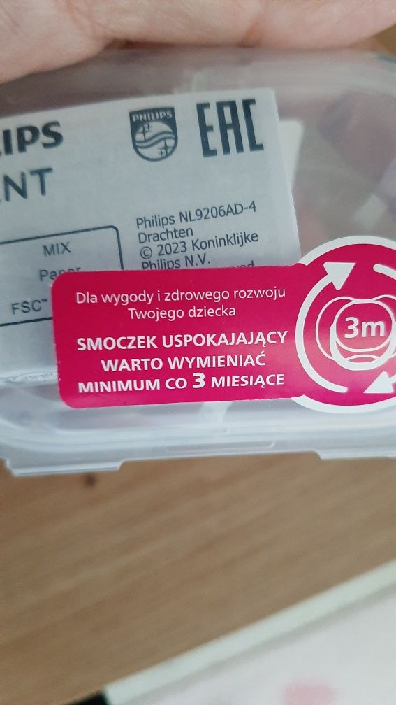 Smoczek avent nowy 18+