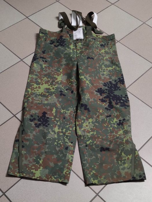 Oddam odziez używaną za darmo , odbior osobisty markowe ciuchy sort