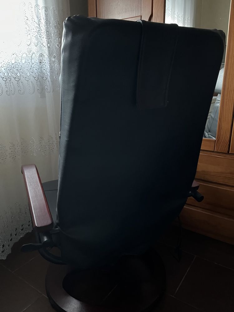 Poltrona de massagens pele sintética