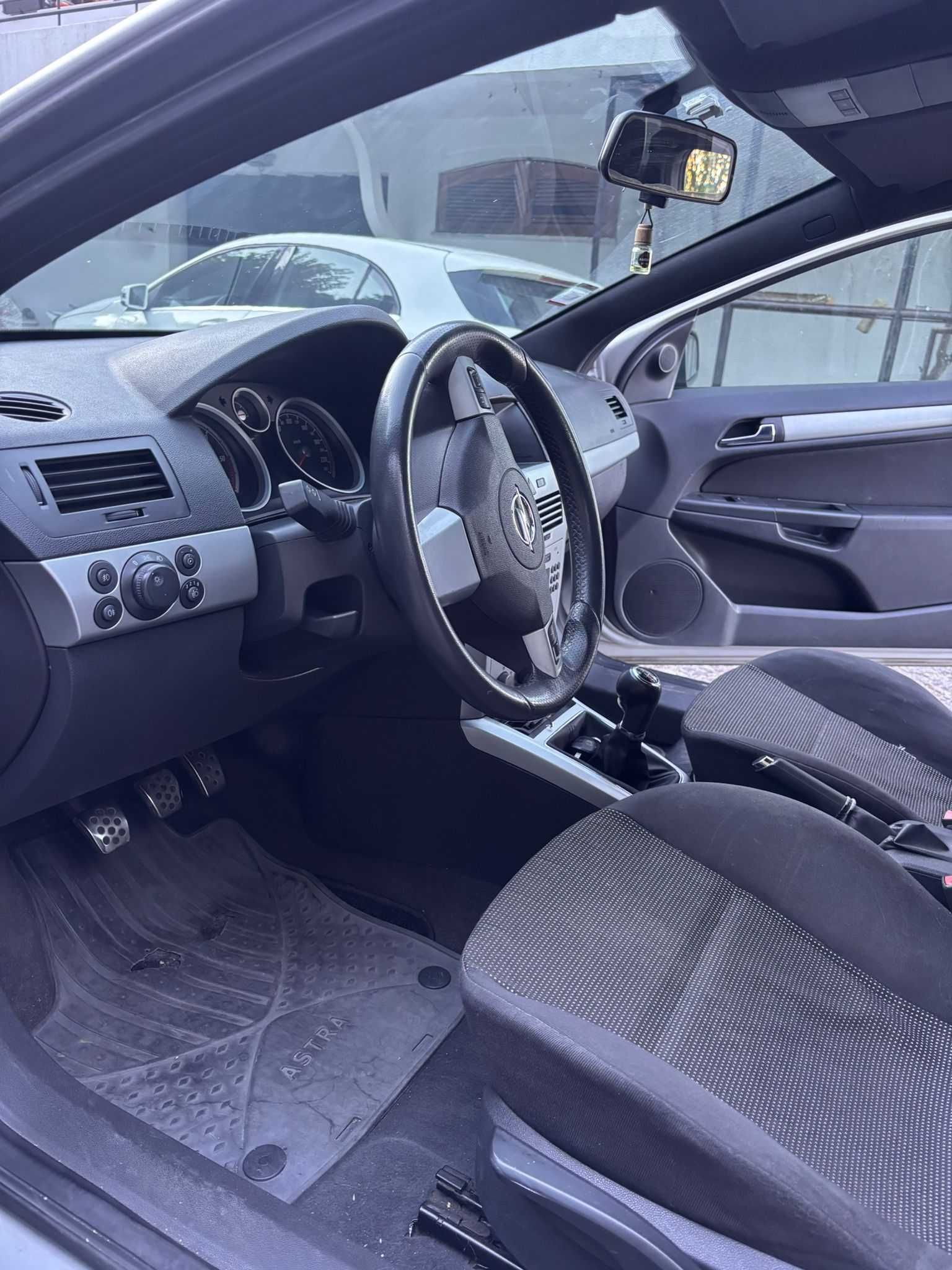Carrinha Opel Astra 125cv