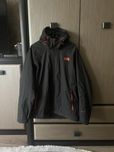Жіноча оригінальна куртка The North Face Hyvent M-L розмір свіжа модел