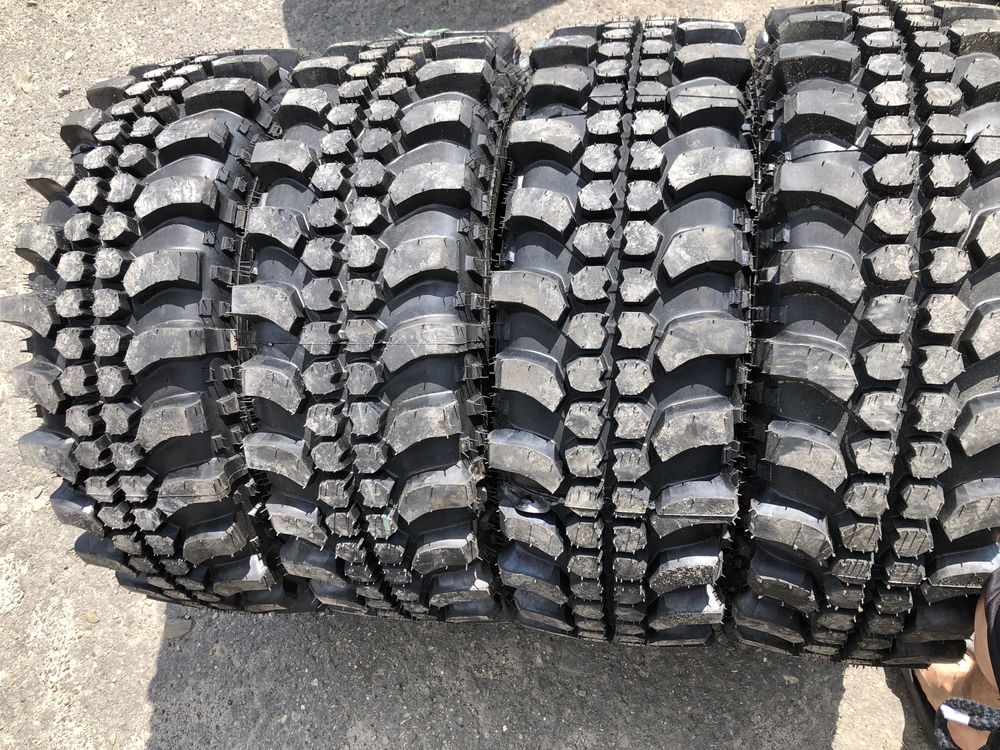 Шини 265/75 R16 болотяні off road 265 75 16