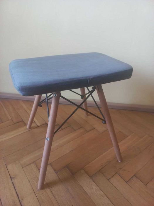 Taboret do pokoju