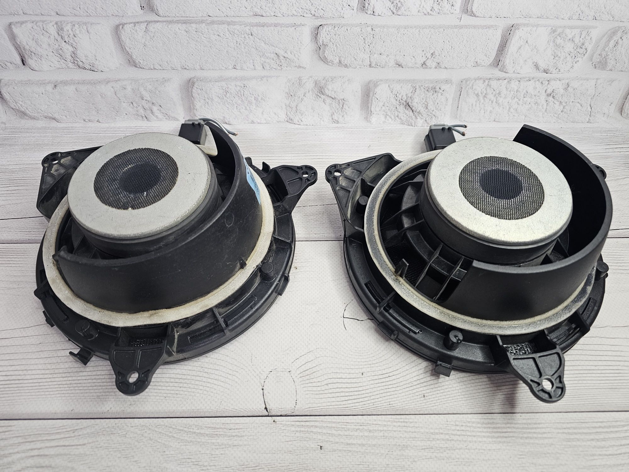 Оригінальні динаміки / Динамики PREMIUM SOUND Volvo S60 / S80 / V70