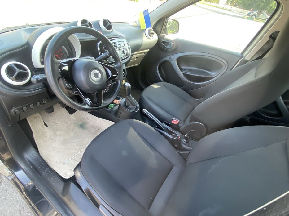 Продам Smart ForFour 2017 модельный год в отличном состоянии!
