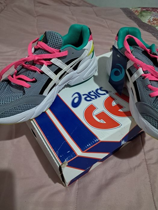 Ténis Novos - Asics Gel