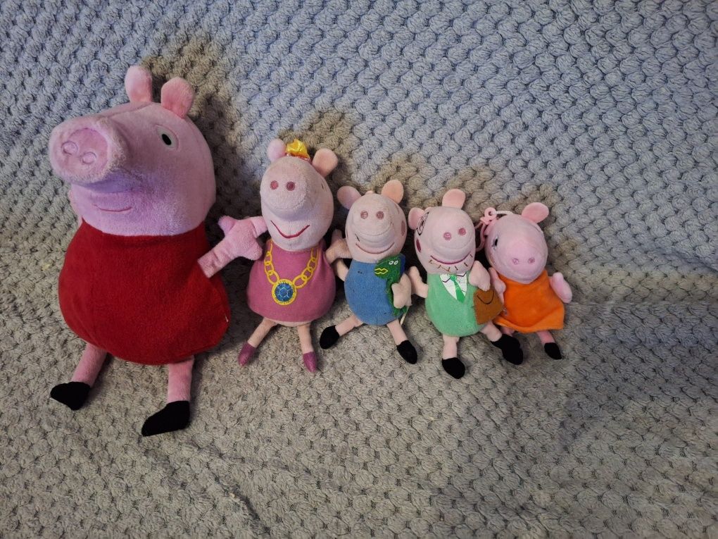 Maskotki Pepa Pig i książeczki Peppa