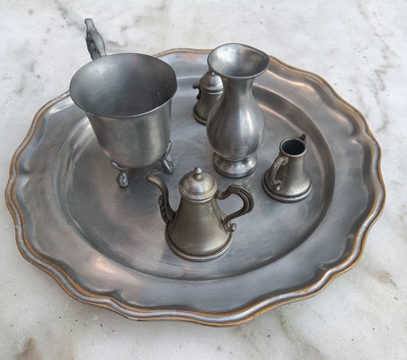 Estanho puro (95%} vários conjuntos