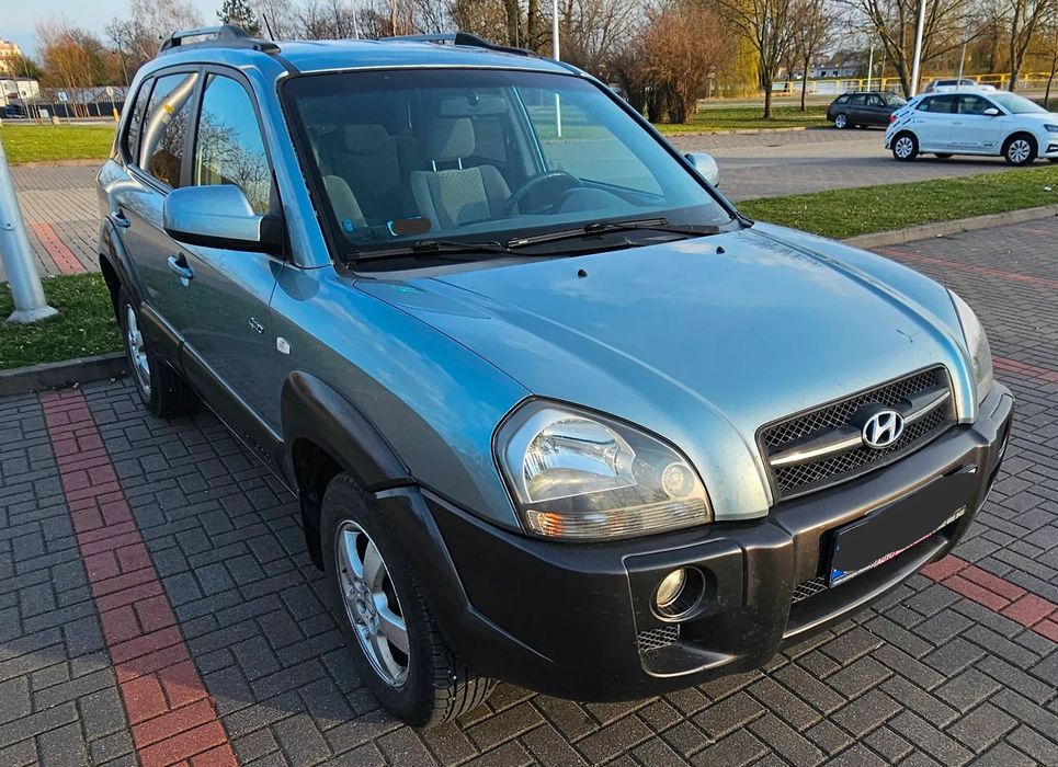 Hyundai Tucson 2005 benzyna 4x4 przyciemniane szyby hak