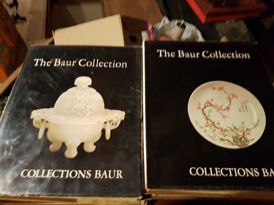 6 livros de arte e antiguidades.