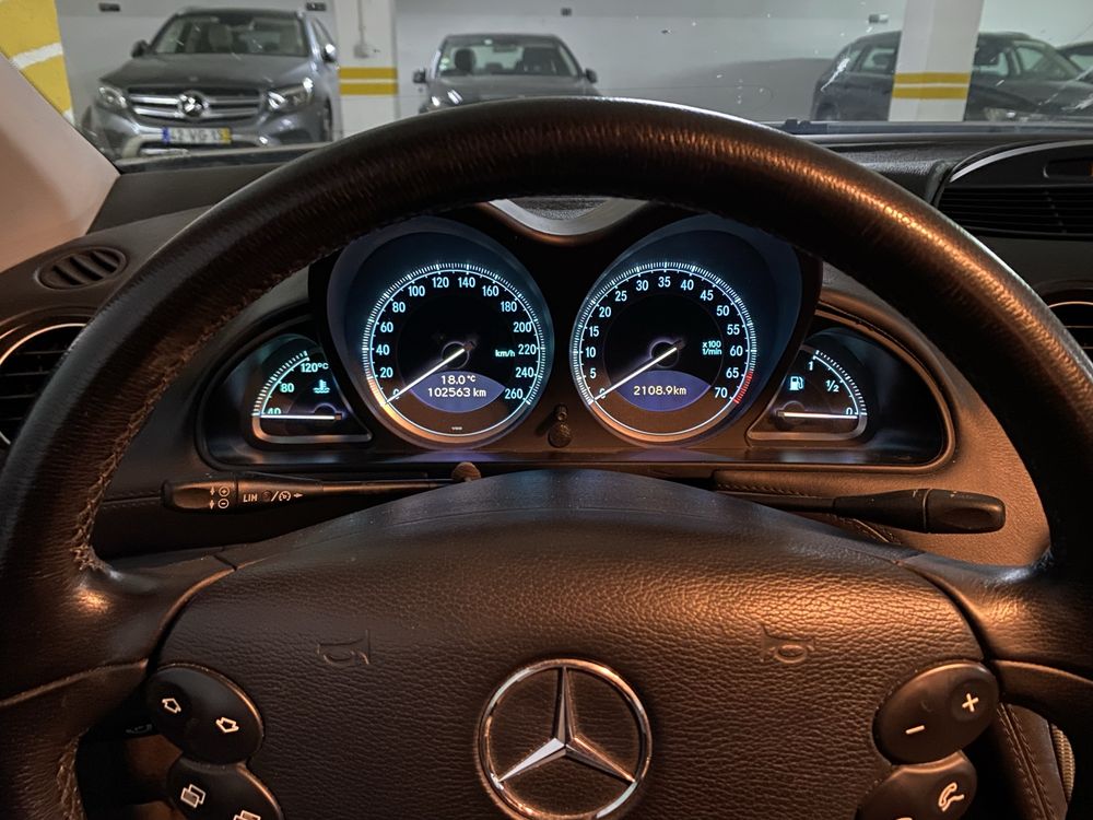 Mercedes-Bens  modelo SL 500 ano 2002