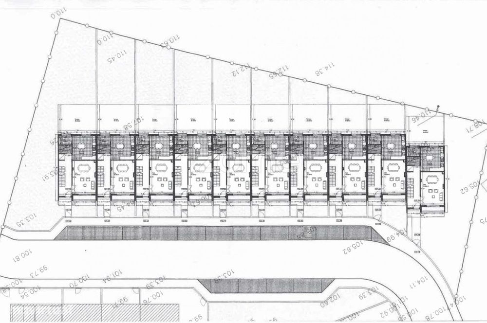 Terreno com 2.167m2, em Aveleda, concelho de LOUSADA