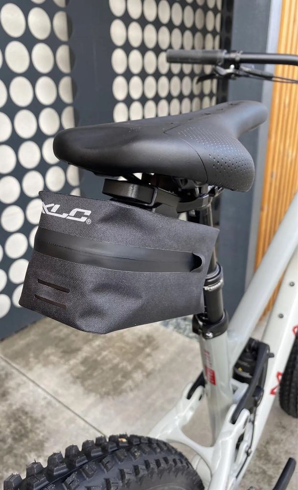 Torba podsiodłowa Fidlock Push XLC BA-S110 0,85 L system quick release