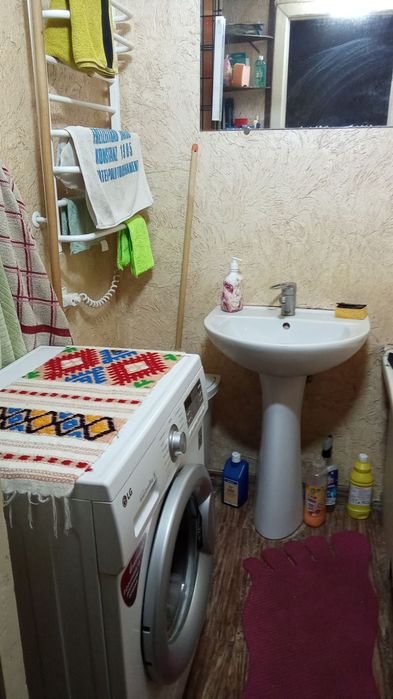 Здається кімната