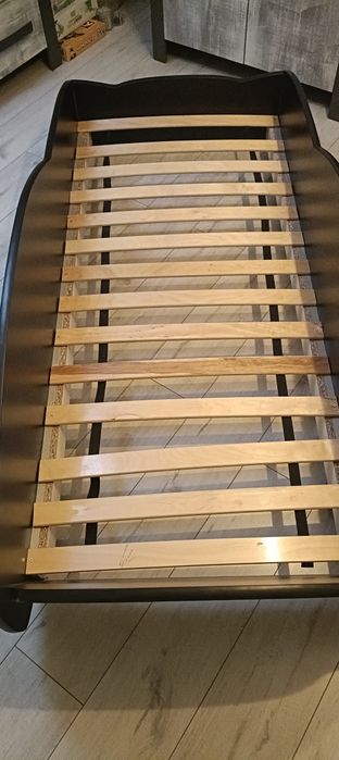 Łóżeczko SAMOCHÓD dla chłopca