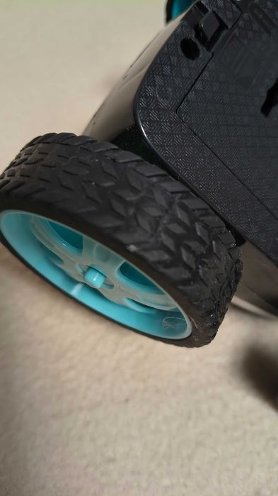 Samochód RC 360° Stunt obrotowy kaskaderski z pilotem na baterie 10+