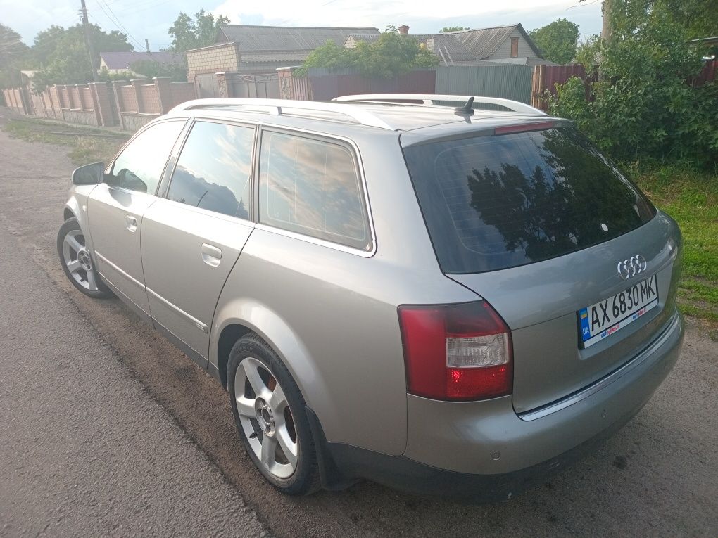 Продам Ауди А4 в отличном состоянии quattro
